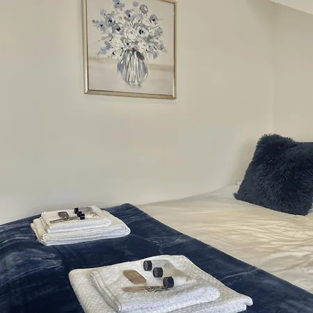Loft By Brookland Serviced Short Lets With Free Wifi